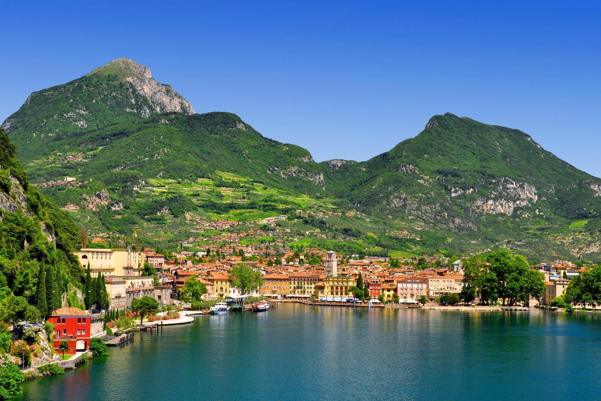Appartamento Lara - Happy Rentals Riva del Garda Exterior foto