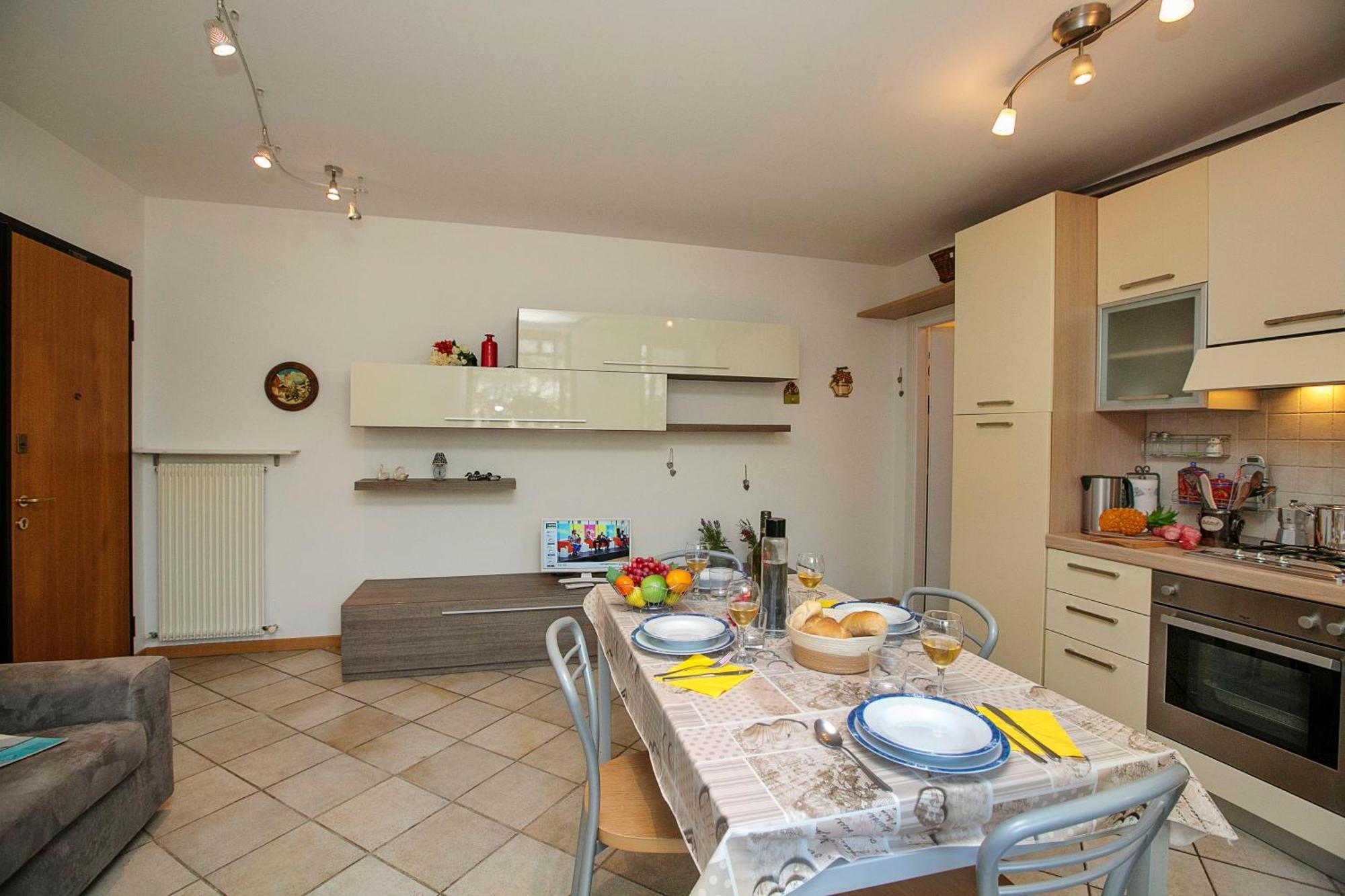 Appartamento Lara - Happy Rentals Riva del Garda Exterior foto
